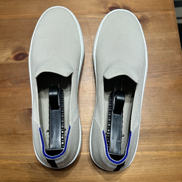 Rothy’s “The Sneaker” Sand, size 9 - Picture 2 of 6